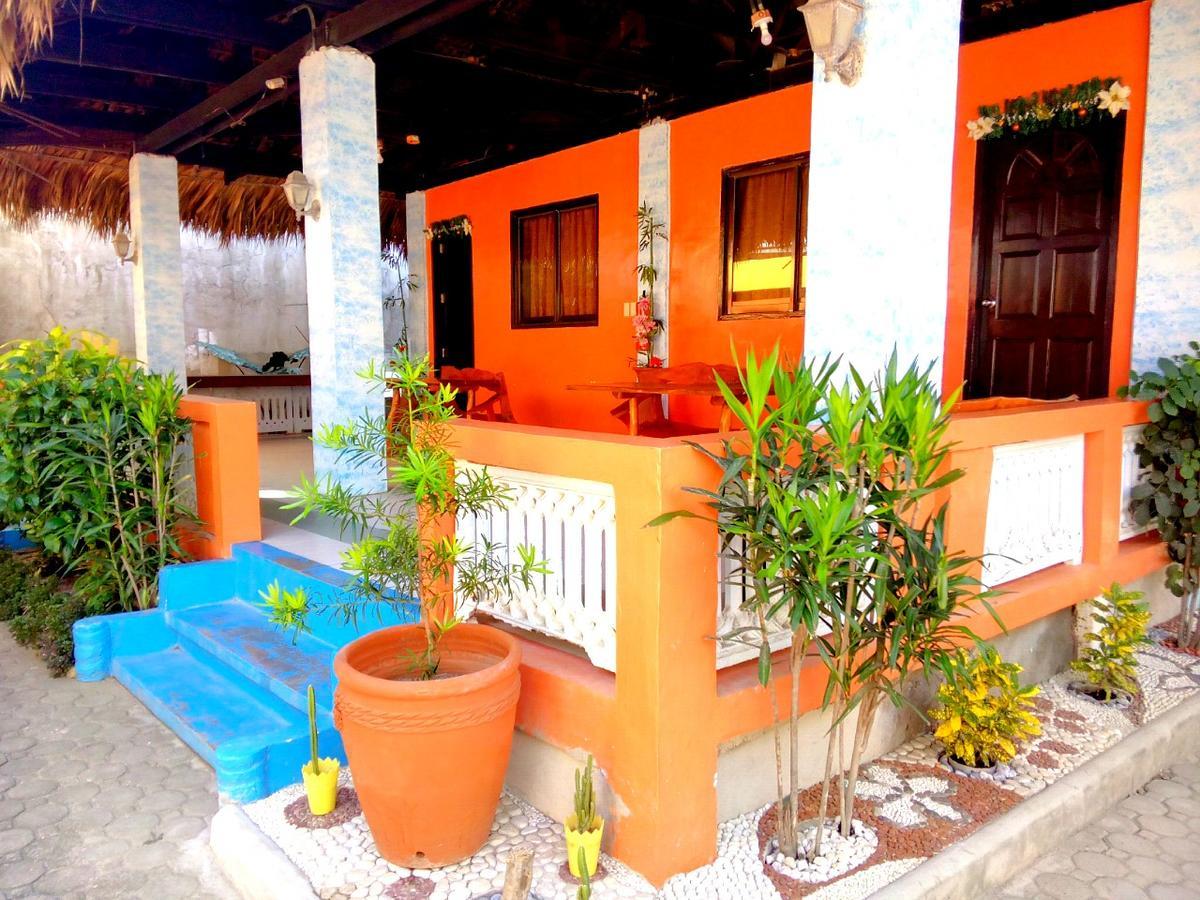 Jun And Carol Beach Cottages Pagudpud Exterior photo