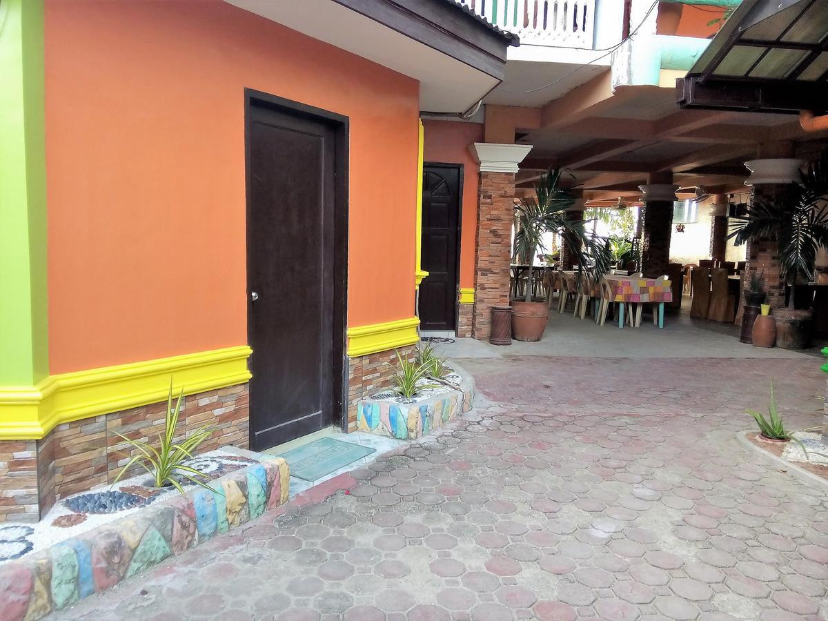 Jun And Carol Beach Cottages Pagudpud Exterior photo